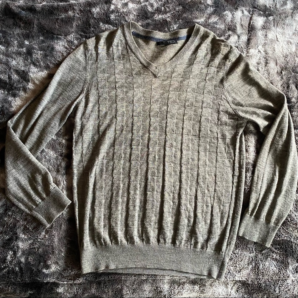 Chic lightweight sweater